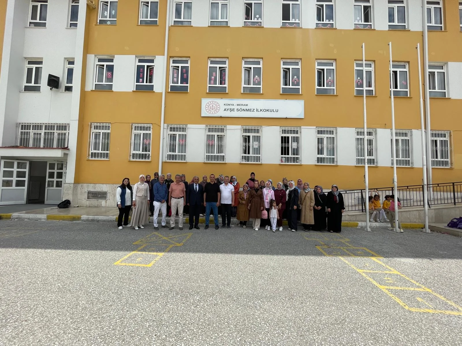 "Dijital Ebeveynlik" konulu veli semineri gerçekleştirildi
